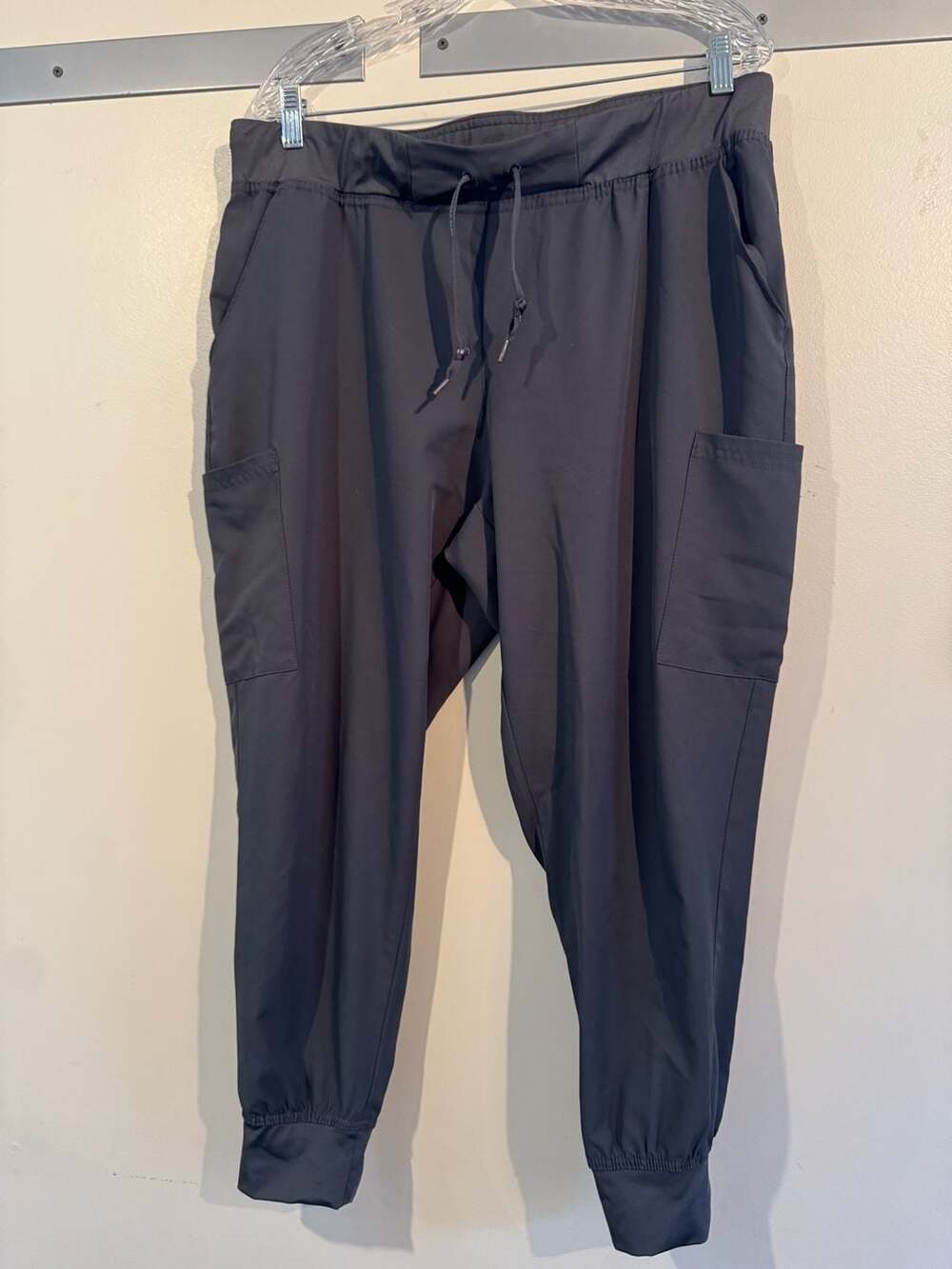 Beyond Scrubs Happiness Collection Jogger Scrub Pants Charcoal Grey Size PXL